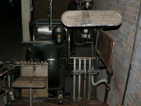 image: moving press from galena